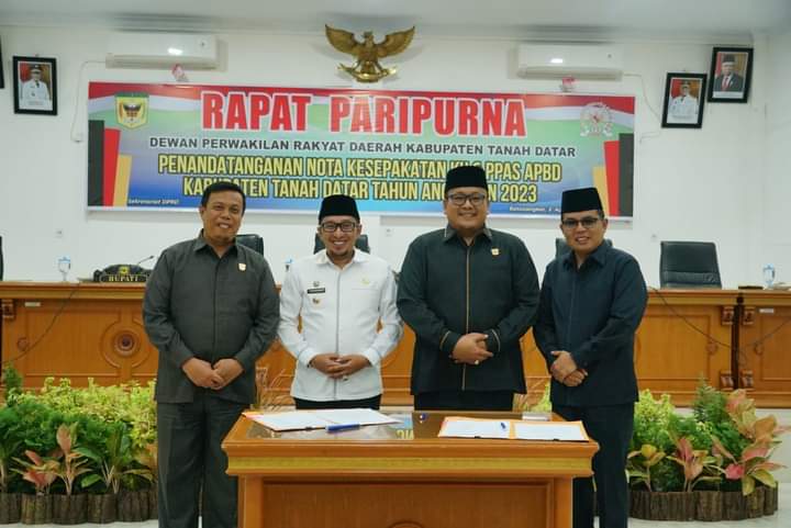 Bupati Dan Dprd Tanda Tangani Kua Dan Ppas Apbd Minakonews