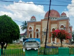 PERANTAU USA RAMAIKAN SHOLAT PERDANA DI MESJID DARUL MUTTAQIEN SULIT AIR