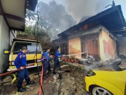 Kebakaran Di Perumnas Kubang Gajah, Hanguskan Rumah, Kandang Ayam, Serta Kendaraan