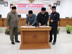 Bupati dan DPRD Tanah Datar Setujui Tiga Ranperda Menjadi Perda