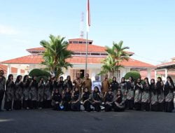 Bupati Eka Putra Lepas Kontingen Tanah Datar Ikuti Jambore PKK