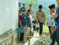 Bupati Eka Putra Ingatkan Kontraktor Pekerjaan Sesuai Perencanaan