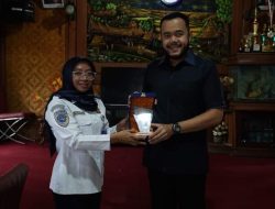 Kantor Otoritas Bandar Udara Wilayah III Studi Tiru ke Padang Panjang