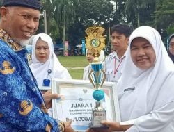 Rika Roza dan Adrianti Dinobatkan Sebagai Nakes Terbaik Tingkat Sumbar