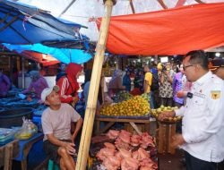 JELANG LIBUR NATARU BAHAN POKOK DI TANAH DATAR RELATIF AMAN