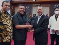 Bupati Solok hadiri peluncuran dan Bedah Buku Musliar Kasim