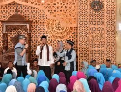 Ribuan Jamaah Banjiri Tausiah Ustadz Maulana di Masjid Istiqamah