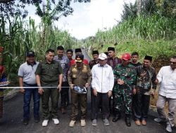 BUPATI EKA RESMIKAN JAKAN YANG SUDAH LAMA DIIDAMKAN