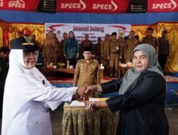 CAMAT HARUS SERIUS LAYANI MASYARAKAT