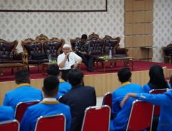 KADIS KOMINFO BERIKAN PEMBEKALAN PADA MAHASISWA UIN