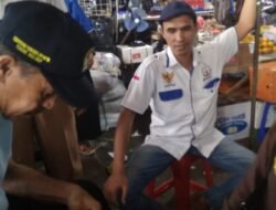 PEDAGANG “URANG AWAK” DI PASAR MINGGU, MEMPRIHATINKAN