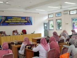 PEMKO SOLOK GELAR PEMBEKALAN TIM PENGUJI KOMPETENSI JABATAN FUNGSIONAL KESEHATAN