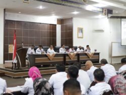 PEMKAB SOLOK GELAR RAPAT EVALUASI PENGENDALIAN KEGIATAN PEMBANGUNAN