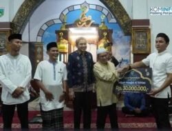 TSR VI SERAHKAN BANTUAN HIBAH UNTUK MASJID AL IKHLAS