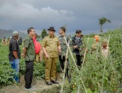 BUPATI SOLOK : KEMISKINAN TURUN, BERKAT KERJASAMA TIM YANG SOLID