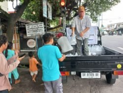 SMSI NTB BERBAGI RATUSAN TAKJIL BUKA PUASA