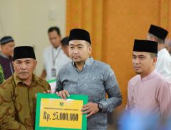 WAGUB SUMBAR DI DAMPINGI WAWAKO SOLOK KUNJUNGI MESJID AL HIKMAH