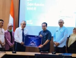 PEMKO SOLOK DAN BNI SERAHKAN 100 PAKET BANTUAN UNTUK WARGA KURANG MAMPU