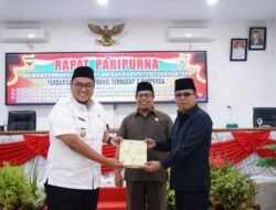 Fraksi-Fraksi DPRD Tanah Datar Berikan Tanggapan Atas Tiga Ranperda
