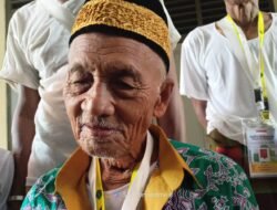Jamaah Haji Tertua Asal Pamekasan Siap Berangkat ke Tanah Suci
