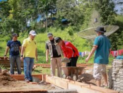 Pj. Wako Spontan Berikan Bantuan Rehab Rumah Khaidir