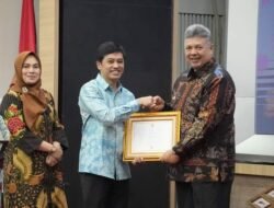 PEMKO SOLOK TERIMA PENGHARGAAN DARI KEMENKES RI