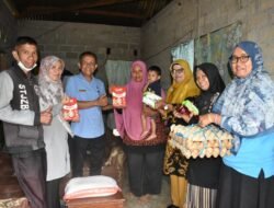 PEMKO SOLOK SALURKAN BANTUAN TAHAP DUA