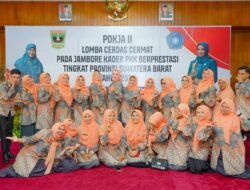 KETUA TP -PKK IKUTI LOMBA JAMBORE KADER PKK TINGKAT SUMBAR