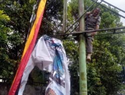 Satpol PP Damkar Tertibkan Puluhan Spanduk & Baliho