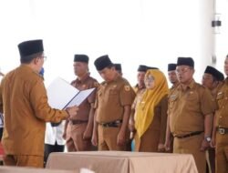 Bupati Eka Putra Lantik 11 Orang Penjabat Wali Nagari