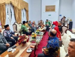 WAKO SOLOK HADIRI MALAM RAMAHTAMAH BETSAMA PANGDAM BUKIT BARISAN