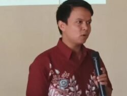 Tim Pengabdian PNP Kenalkan Penggunaan Macromedia Flash
