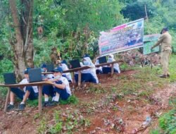 SMP N 4 TIGO LURAH KABUPATEN SOLOK IKUTI ANBK DALAM HUTAN