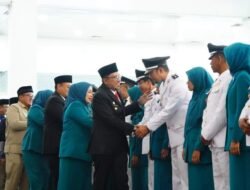 Bupati Eka Putra Lantik 54 Wali Nagari