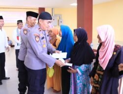 Polres Solok Kota serahkan Zakat Mal