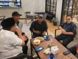 Caleg DPR RI Sumbar I Marlis, MM dan M Shadiq Pasadigoe, MM Penuh Keakrapan