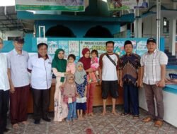8 KK Nagari Kubang Terima Bantuan Kandang, Ayam