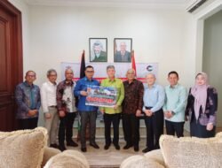 PEMKAB SOLOK SERAHKAN BANTUAN UNTUK PALESTINA MENDEKATI 1 MILYAR