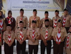 WAWAKO SOLOK KUKUHKAN PENGURUS ANDALAN DAN DEWAN KWARTIR GERAKAN PRAMUKA LUBUK SIKARAH