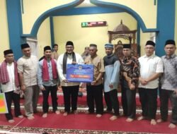 Wakil Bupati Richi Aprian Kunjungi Masjid Miftahul Jannah Kumango