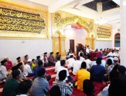 Bupati Eka Putra Sampaikan Program Berobat Gratis