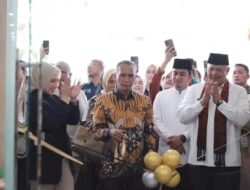 WAKO DAN WAWAKO SOLOK HADIRI GRAND OPENING HAYKAL SWALAYAN