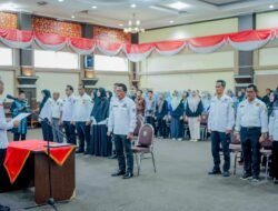 21 ORANG PEJABAT ADMINISTRATOR PEMKAB SOLOK DI LANTIK