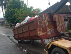 VOLUME SAMPAH DI KOTA SOLOK MENINGKAT SELAMA RAMADHAN