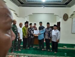 Masjid Baitul Hidayah Jorong Bumbuang Terima bantuan Pemda Rp 20 Juta