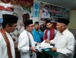 Bupati Eka Putra Beri Solusi Permintaan Jamaah