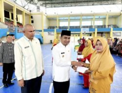 WAWAKO SOLOK SERAHKAN HONOR KADER IMP DAN TRIBINA