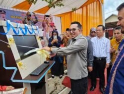 Bupati Eka Putra Launching SIMPONI di Ujung Jari