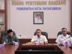 Kwarcab Gerakan Pramuka Payakumbuh Bersama Ketua KPU Lepas Jambore Demokrasi