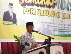 Garis Terdepan Bela Kepentingan Guru